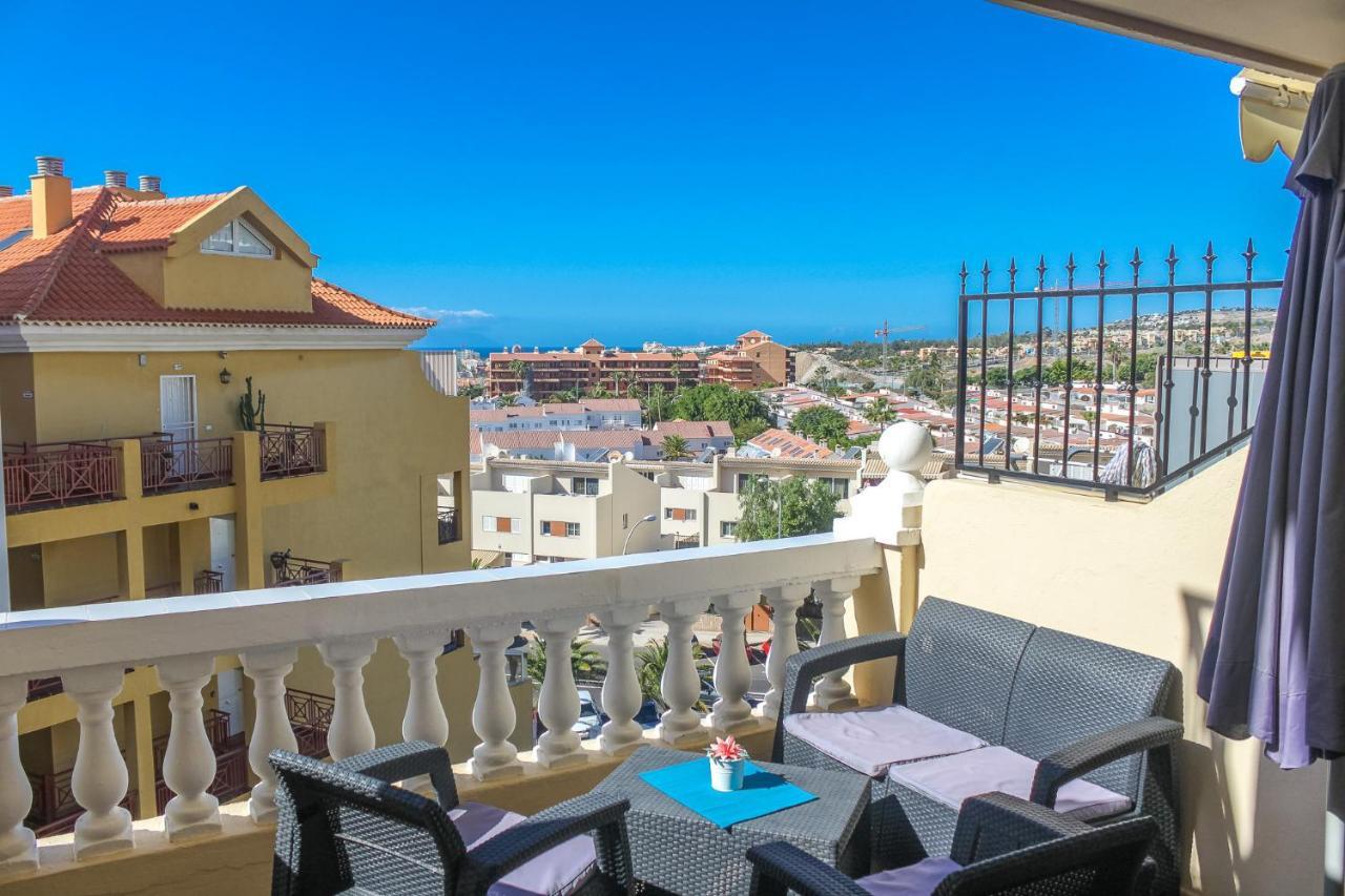 Castle Harbour Phoebe'S Flat Los Cristianos By Lovetenerife Екстериор снимка
