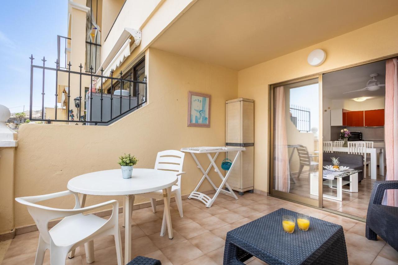 Castle Harbour Phoebe'S Flat Los Cristianos By Lovetenerife Екстериор снимка
