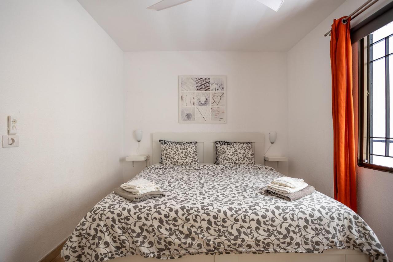 Castle Harbour Phoebe'S Flat Los Cristianos By Lovetenerife Екстериор снимка