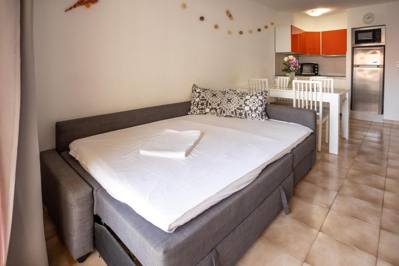 Castle Harbour Phoebe'S Flat Los Cristianos By Lovetenerife Екстериор снимка